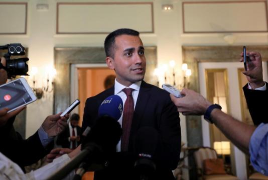 Italy says won't change deficit goal despite EU 'threats'