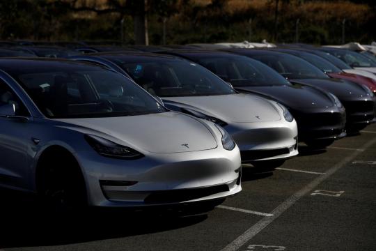 Tesla worried by China even as deliveries surge