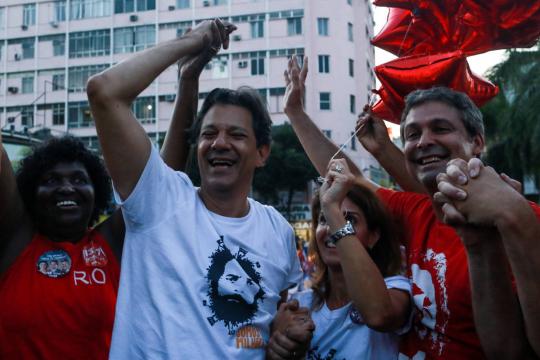 Campanha vê onda evangélica contra Haddad e quer foco no eleitor mais pobre