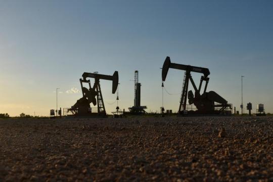 Brent crude at highest since October 2014, Iran sanctions drive buying
