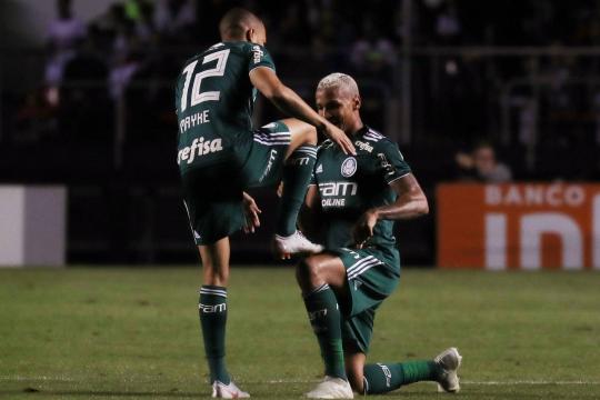Vitória no clássico mostra Palmeiras próximo de time ideal para decisões