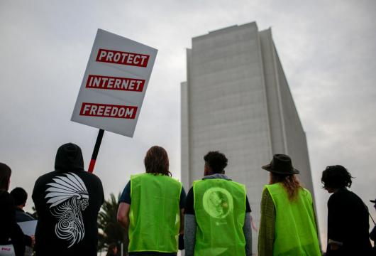 U.S. defends FCC's repeal of net neutrality rules