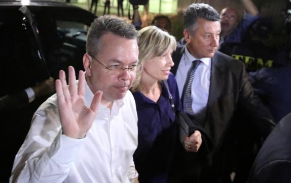 U.S. pastor Brunson released by Turkish court, set to fly home
