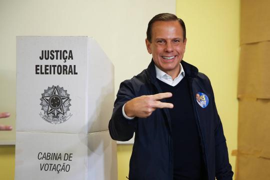 Doria vai ao Rio para encontrar Bolsonaro, mas não é recebido por candidato