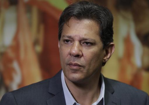 Haddad vai explorar contradições de Bolsonaro sobre Bolsa Família na TV