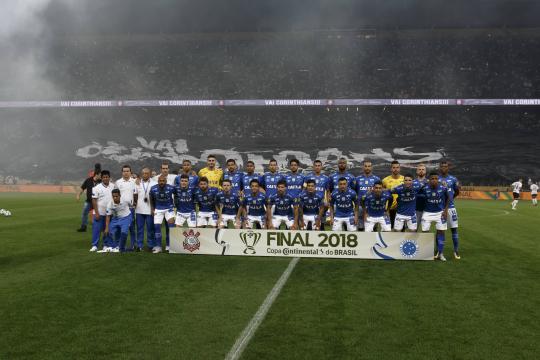 Baixe pôster do Cruzeiro, campeão da Copa do Brasil de 2018
