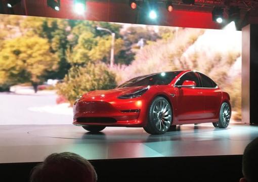 Tesla launches new Model 3 with mid-range battery: Electrek