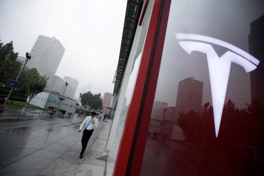 Tesla launches new $45,000 Model 3