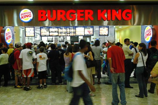 Burger King bloqueia nomes de candidatos em totens de autoatendimento