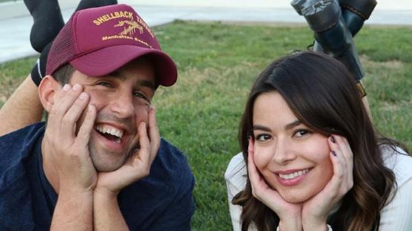 Miranda Cosgrove & Josh Peck Have Drake & Josh REUNION with David Dobrik