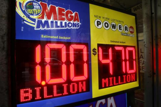 Mega Millions lottery hits record $1.6 billion after no winners in Friday's draw