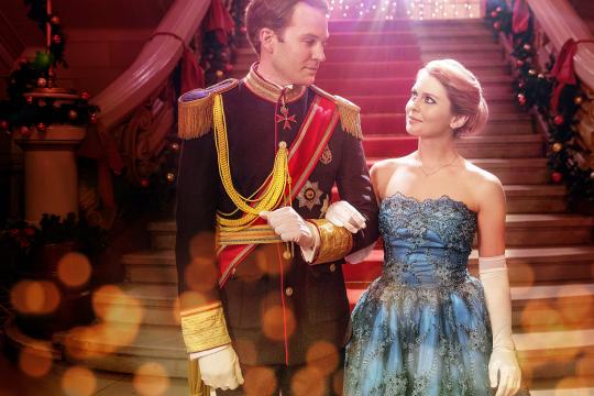 Pack Your Bags For Aldovia, Because A Christmas Prince 2 Finally Has a Premiere Date