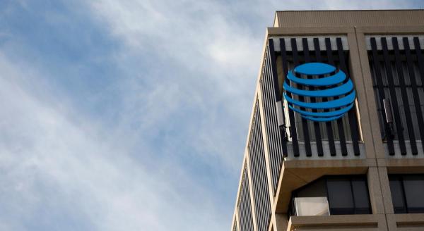 AT&T posts a surprise gain in U.S. phone subscribers
