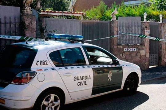 Brasileiro que matou tios e primos na Espanha começa a ser julgado