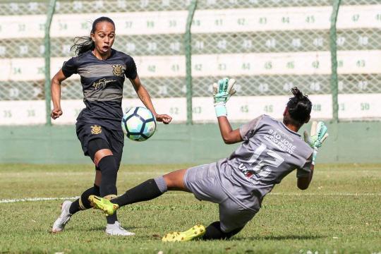 Corinthians goleia o Rio Preto e fatura pela 1ª vez o título do Brasileiro feminino