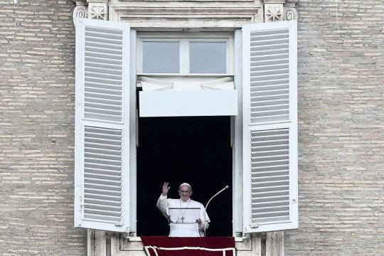 Papa Francisco condena ataque contra sinagoga e pede fim de 'focos de ódio'