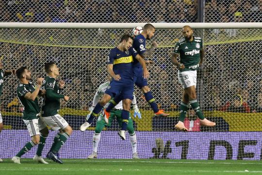 Brasil leva vantagem nos duelos contra argentinos na Libertadores