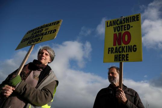 Cuadrilla pauses gas fracking again at English site after tremor