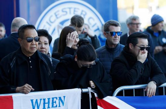 Family lay wreath at UK stadium after Leicester owner killed in helicopter crash