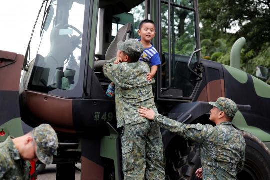 For Taiwan youth, military service is a hard sell despite China tension