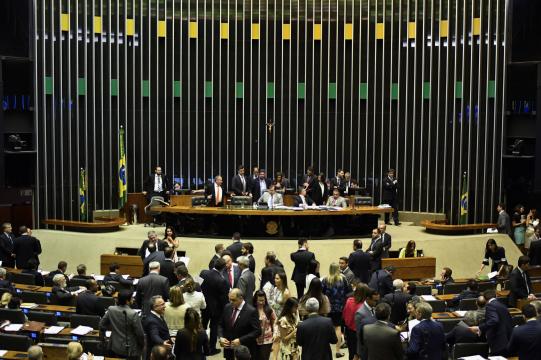 Partidos de oposição a Bolsonaro se reúnem para formar bloco sem PT