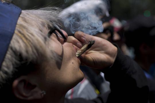 Justiça do México abre precedente para descriminalizar maconha recreativa