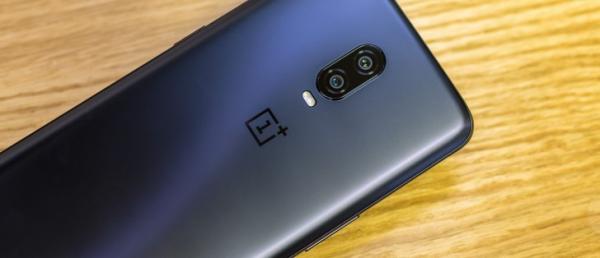 T-Mobile offers an option to unlock the OnePlus 6T and the bloatware is limited