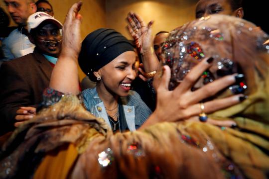 Muçulmanas são eleitas para Congresso dos EUA pela primeira vez