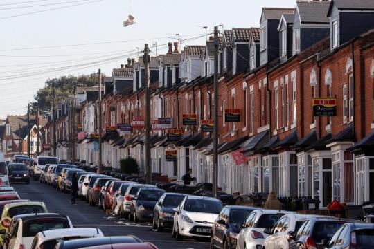 UK house price indicator drops to six-year low - RICS