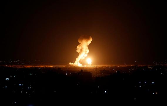 Rockets fired from Gaza, Israel stages air strikes after botched raid