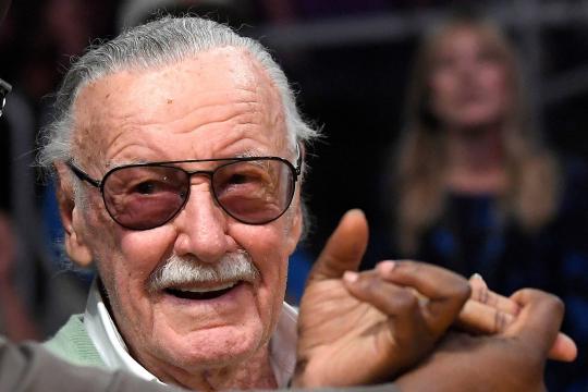 Stan Lee, um dos criadores da Marvel Comics, morre em Los Angeles