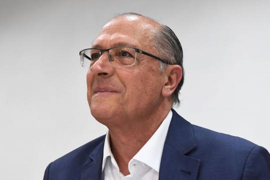 Não tem guinada à direita no PSDB, diz Alckmin