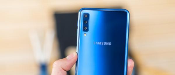 Samsung Galaxy S10 will have Infinity-O display, ultrasonic fingerprint scanner