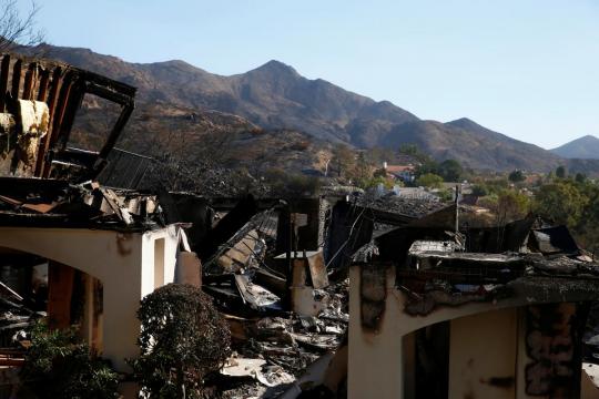Search for bodies, answers after California wildfire kills 42