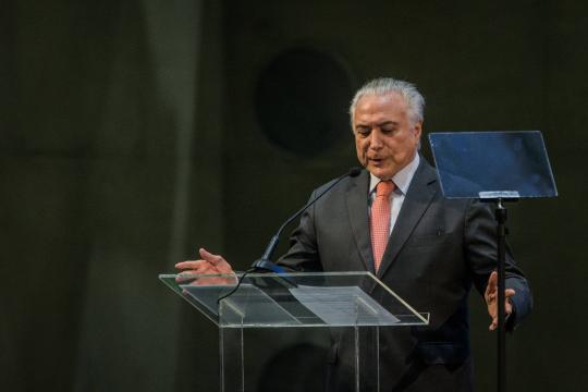 Em reunião com Toffoli e Fux, Temer não se compromete com sanção de reajuste