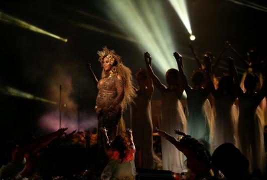 Beyoncé buys out clothing venture from UK's Philip Green