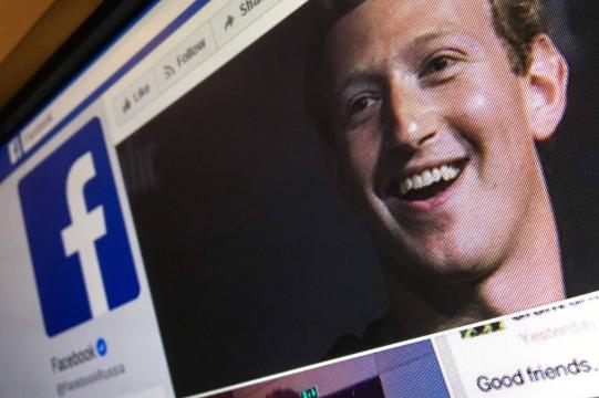 Mais humilde, Zuckerberg reconhece erros do Facebook e pede ajuda externa