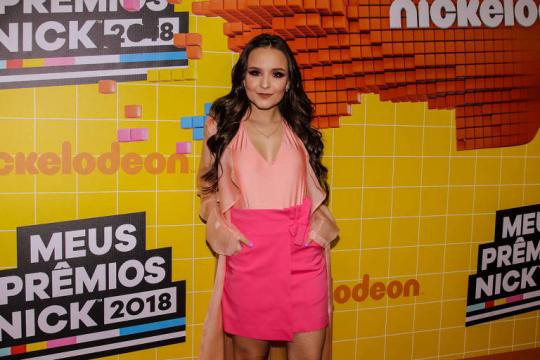 Larissa Manoela diz que colegas do SBT vibraram ao saber que ela assinou contrato com a Netflix