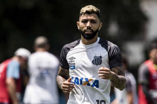 Santos busca se manter firme na disputa por vaga na Libertadores