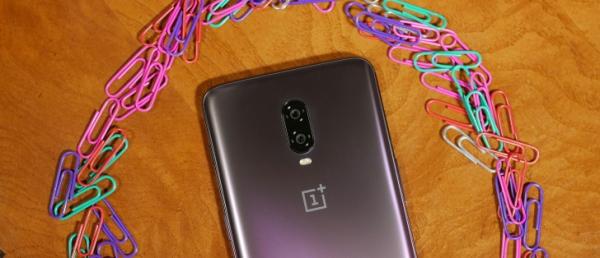 Unboxing and hands-on with the Thunder Purple OnePlus 6T [Gallery]