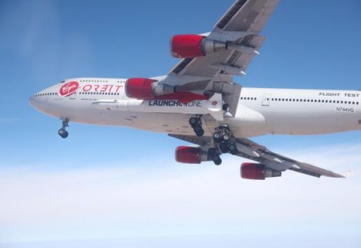 Virgin Orbit jet aces its first captive-carry flight with LauncherOne rocket attached