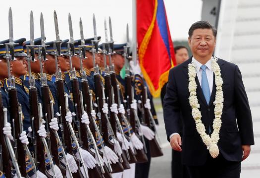 China's Xi visits Philippines as Duterte pressed to take tougher line
