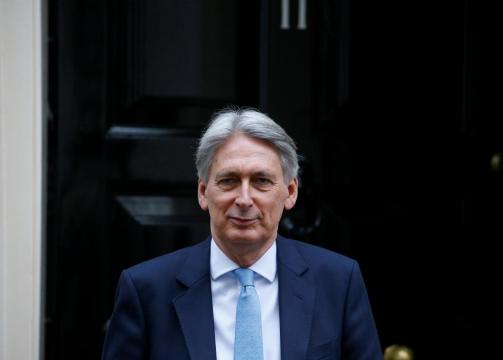 UK's Hammond says no-deal Brexit would cost tens of billions
