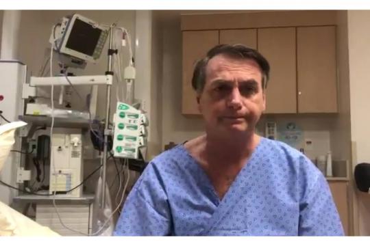 Recupera-se de reversão de colostomia | Bolsonaro tem febre de novo, e médicos detectam pneumonia
