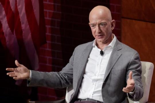 Amazon's Bezos says National Enquirer tried to blackmail him over 'intimate photos'