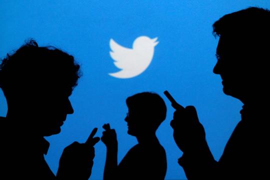 Lucros do Twitter crescem apesar da queda nos usuários
