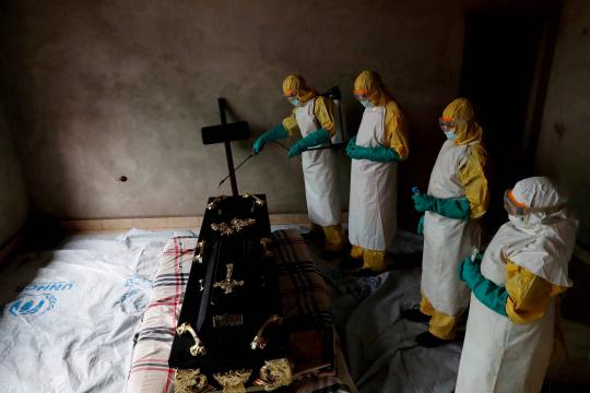 Mais de 500 morrem em segundo maior surto de ebola da história