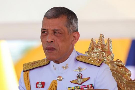 Thai king moves to block sister's 'inappropriate' candidacy for PM
