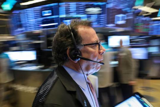Wall Street rallies on trade optimism, hopes of avoiding government shutdown