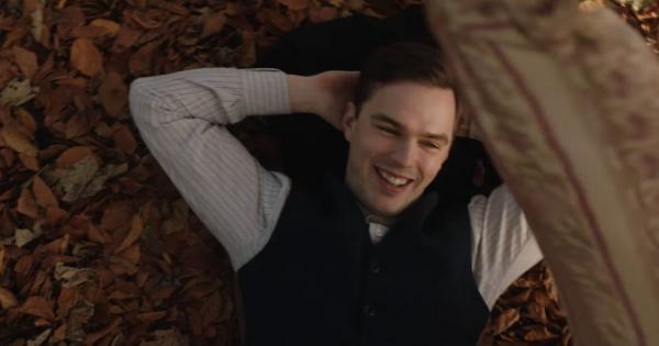 Tolkien: Nicholas Hoult Is the Man Behind the Lord of the Rings Novels in the First Teaser